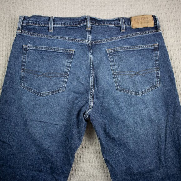 Levi's Relaxed Fit Blue Denim Jeans 38x30 - Picture 8 of 8